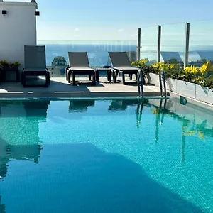 https://apartamentos-bruja.in-canary-islands.com